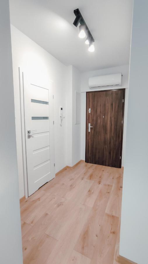 Zlote Apartamenty 36 Legnica Ngoại thất bức ảnh